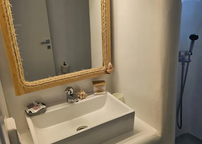 Empyreal Blue * Mykonos Town